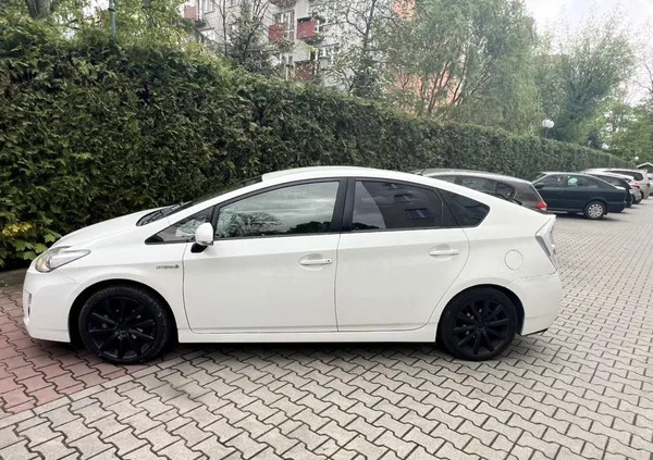 samochody osobowe Toyota Prius cena 31980 przebieg: 272500, rok produkcji 2010 z Kraków